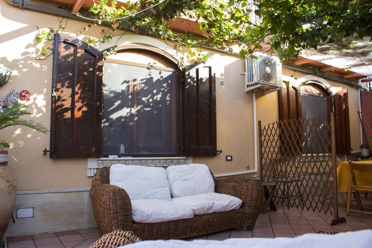 B&B Casa Augusto Luxury Сан-Леоне Экстерьер фото